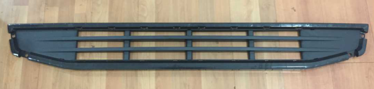 VOLVO NOVÉ FH HORNÁ MRIEŽKA PLASTIC(OUTER) OEM 82419490